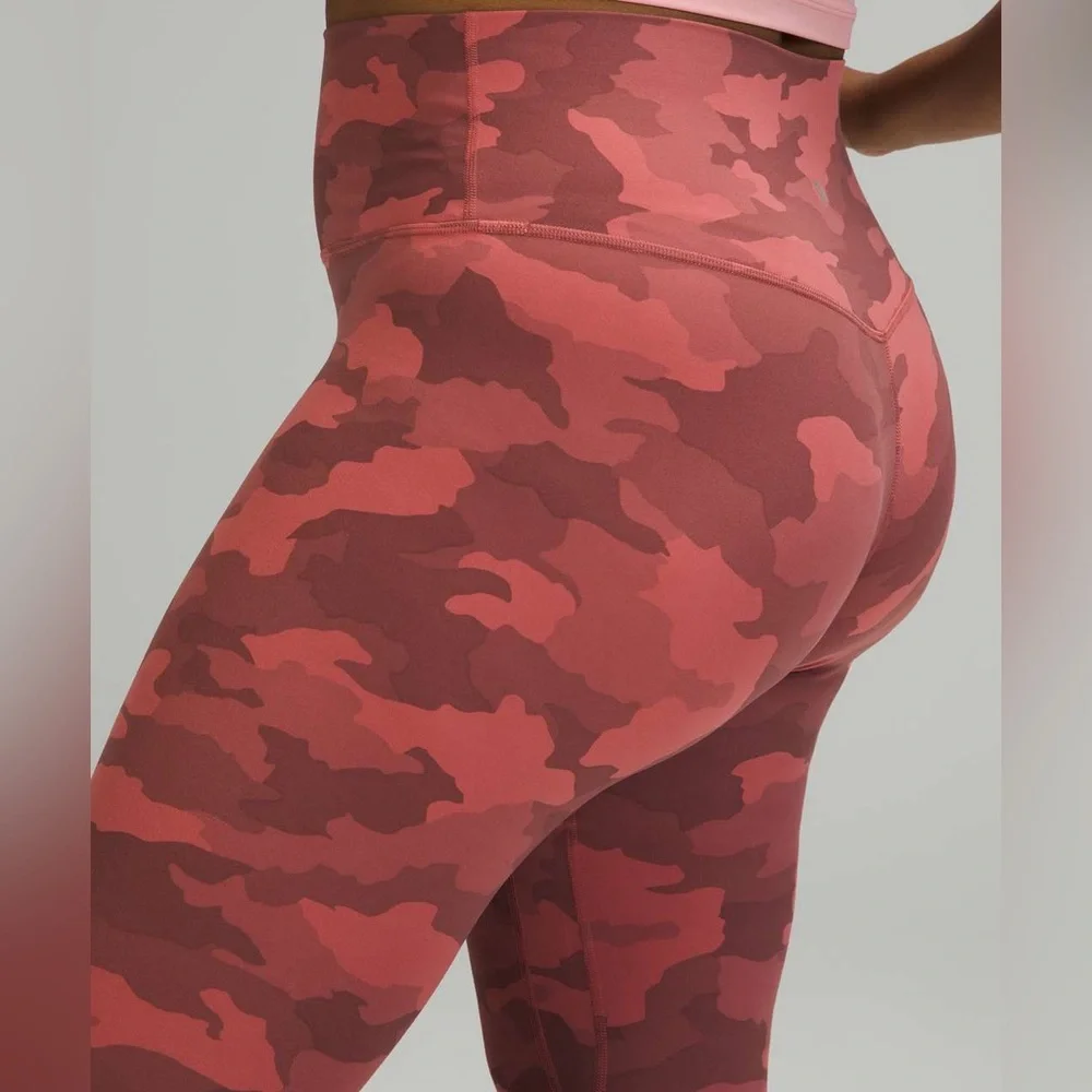 NEW!! Women’s Lululemon Align HR Pant 28” Camo Brier Rose Multi Leggings Size 0